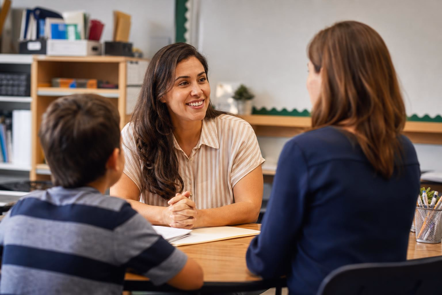 Parent Communication: 16 Teacher Tips (2026 Guide)