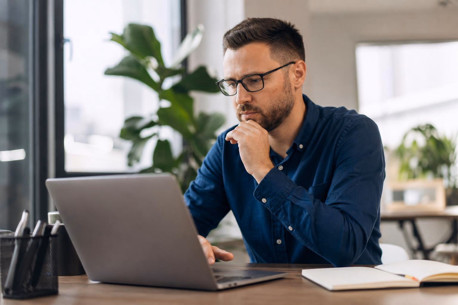 How to Run Ad Experiments Without Blowing Budget: 2026 Guide