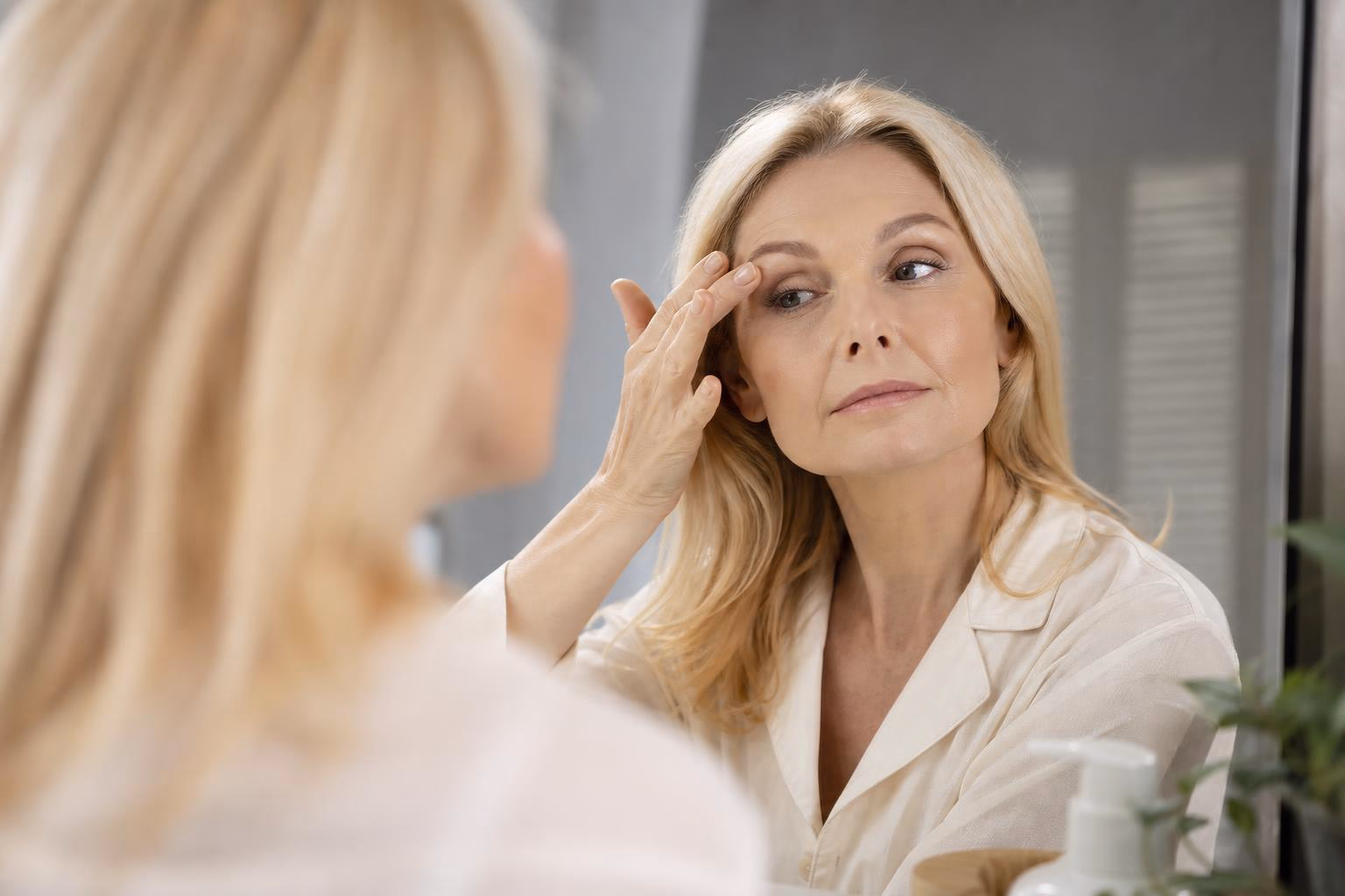 eyelid lift surgery recovery